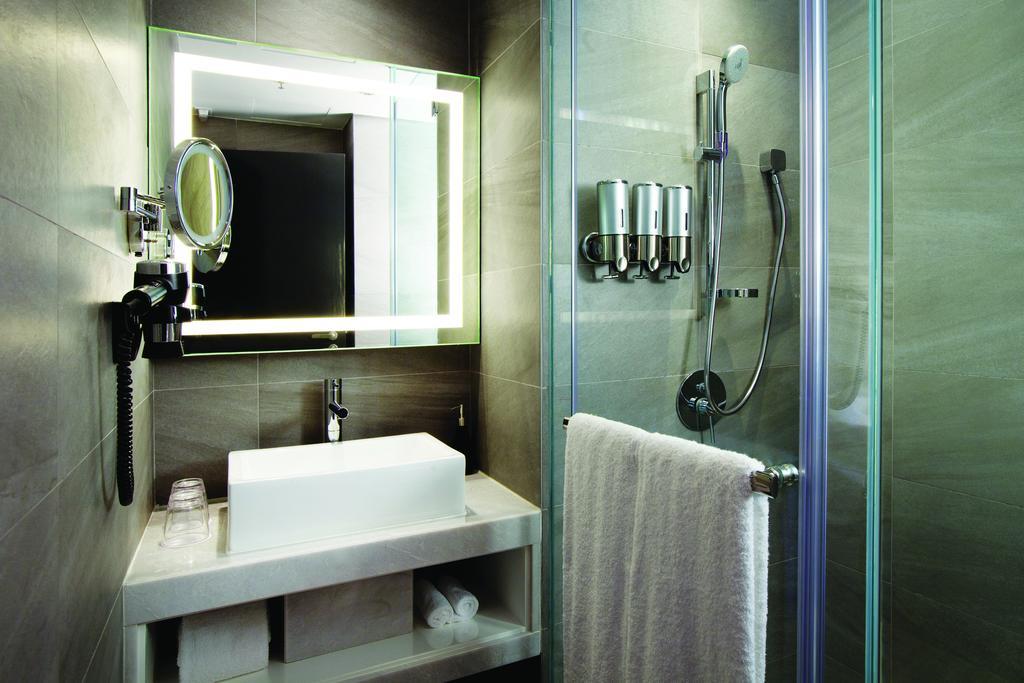 Mira Cube Hotel Tsim Sha Tsui  Kamer foto